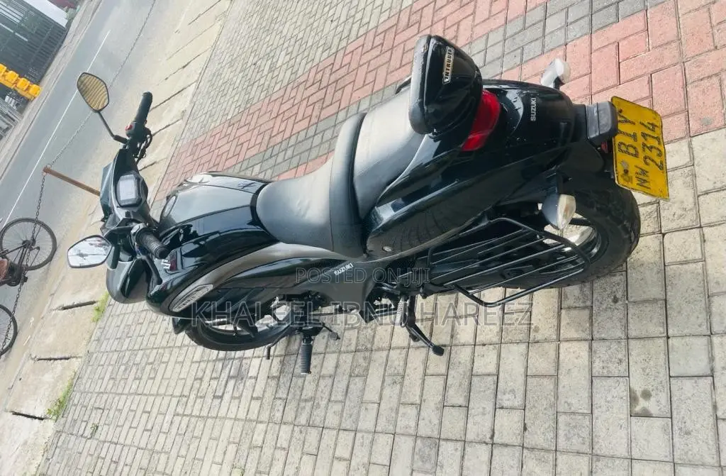 Suzuki Intruder 2020 Motorbike (Used)