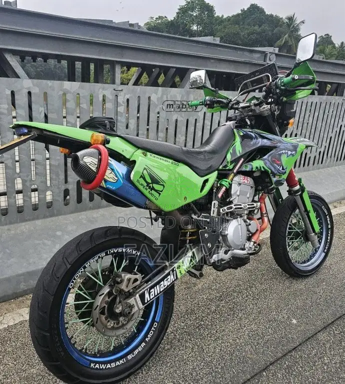 Kawasaki D Tracker 2015 Motorbike (Used)