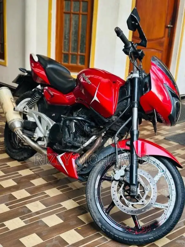 Bajaj Pulsar 200 2009 Motorbike (Used)