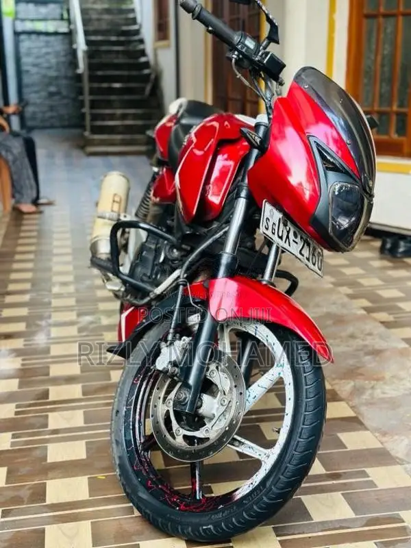 Bajaj Pulsar 200 2009 Motorbike (Used)