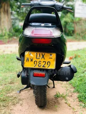 Honda Scooter 2008 Motorbike (Used)