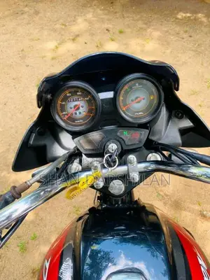Bajaj Discover 2014 Motorbike (Used)