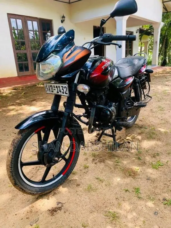 Bajaj Discover 2014 Motorbike (Used)