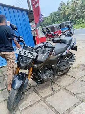 Hero Hunk 2026 Motorbike (Used)