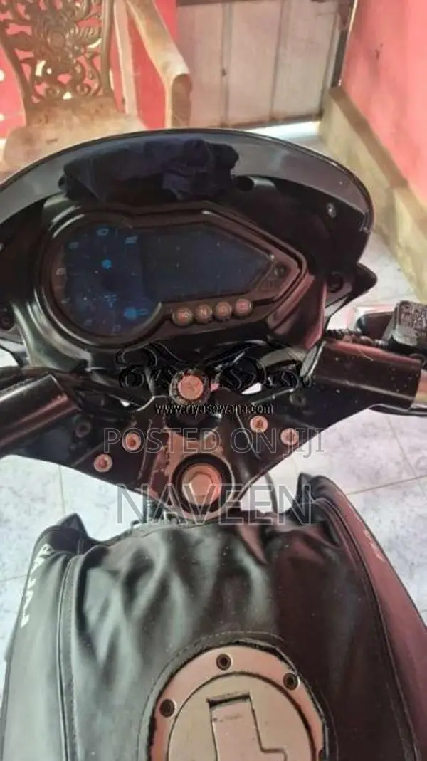 Bajaj Pulsar 2015 Motorbike (Used)