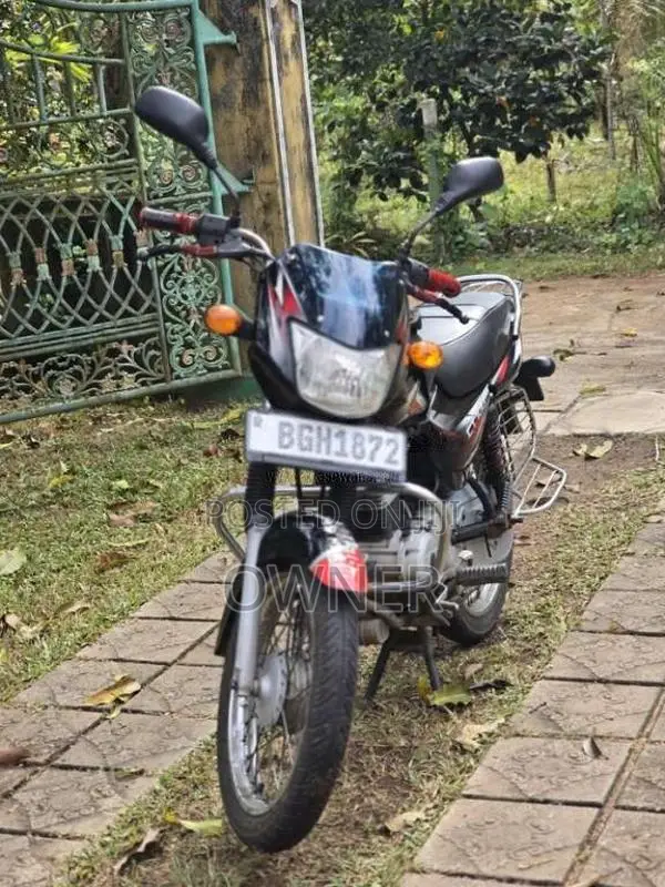Bajaj CT-100 2017 Motorbike (Used)