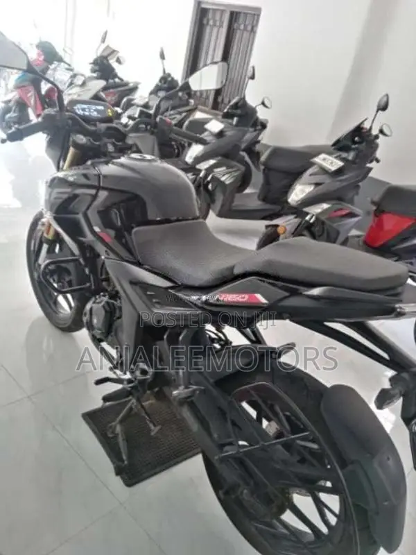 Bajaj Pulsar N160 2024 Motorbike (Used)