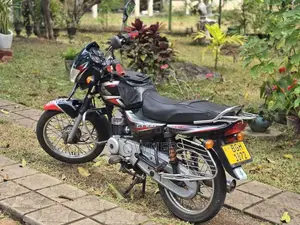 Bajaj CT-100 2017 Motorbike (Used)
