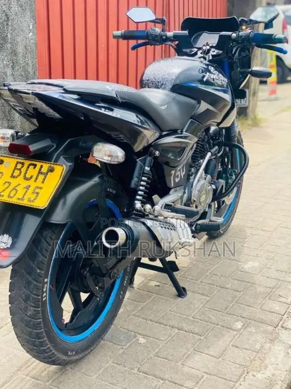 Bajaj Pulsar 2016 Motorbike (Used)