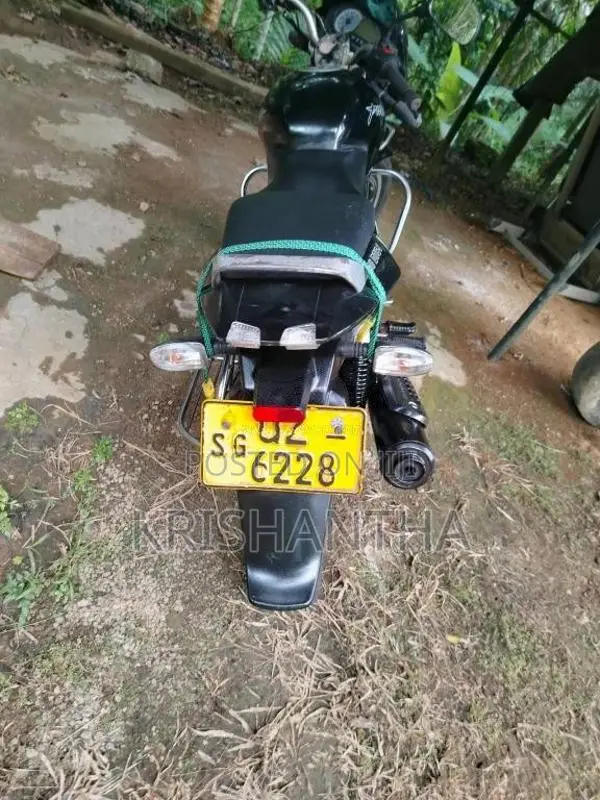Bajaj Pulsar 150 2010 Motorbike (Used)