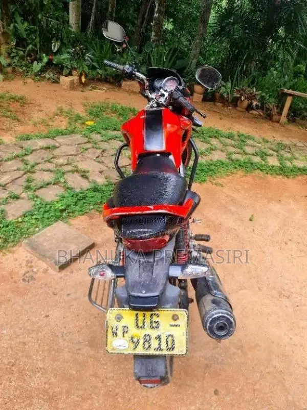 Hero-Honda Hunk 2008 Motorbike (Used)
