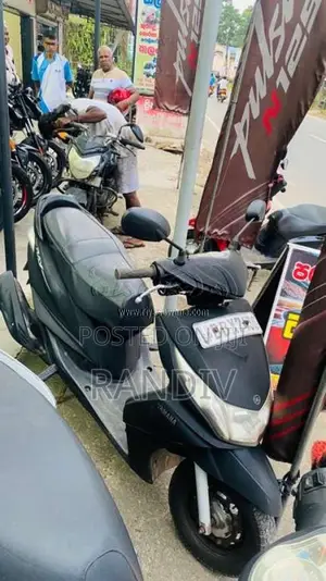 Yamaha Ray 2015 Motorbike (Used)