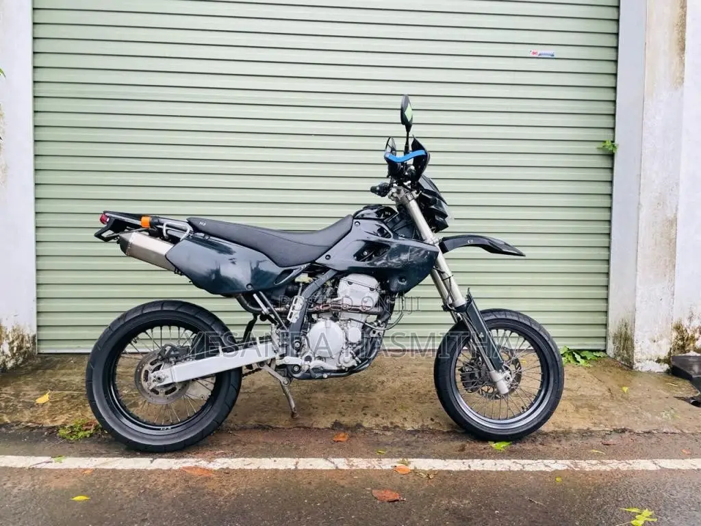 Suzuki SB Tracker 250cc 2006 Motorbike Unregistered (Recondition)