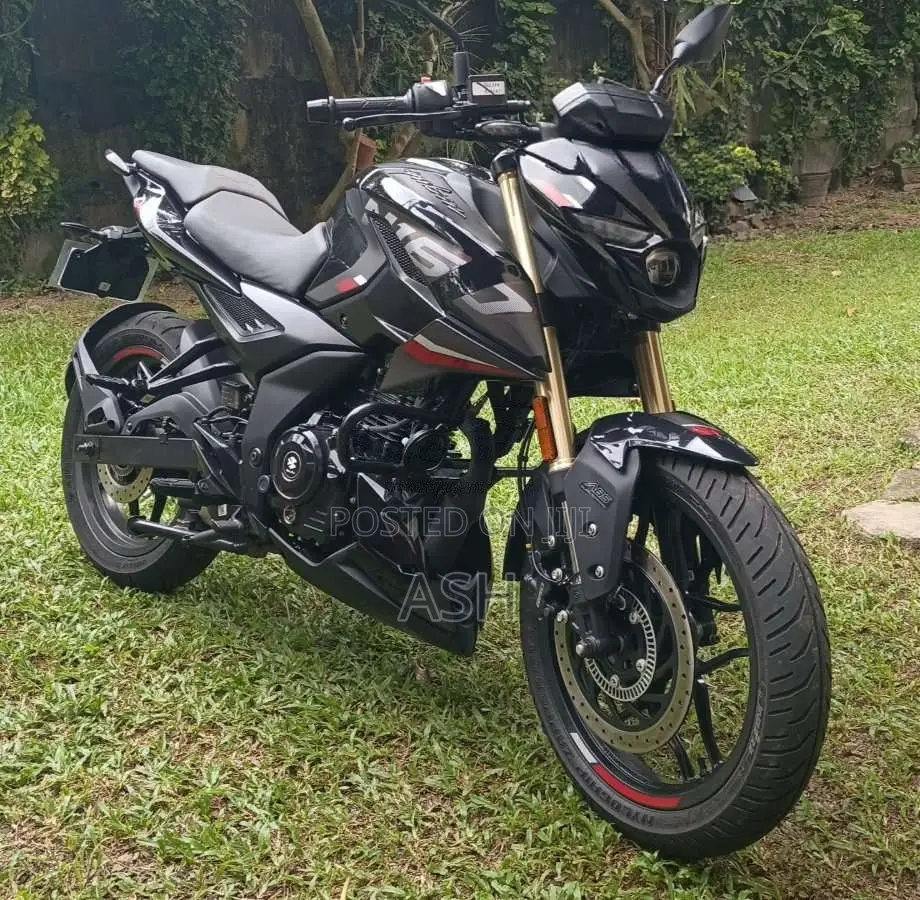 Bajaj Pulsar N160 Premium 2025 Motorbike (Used)