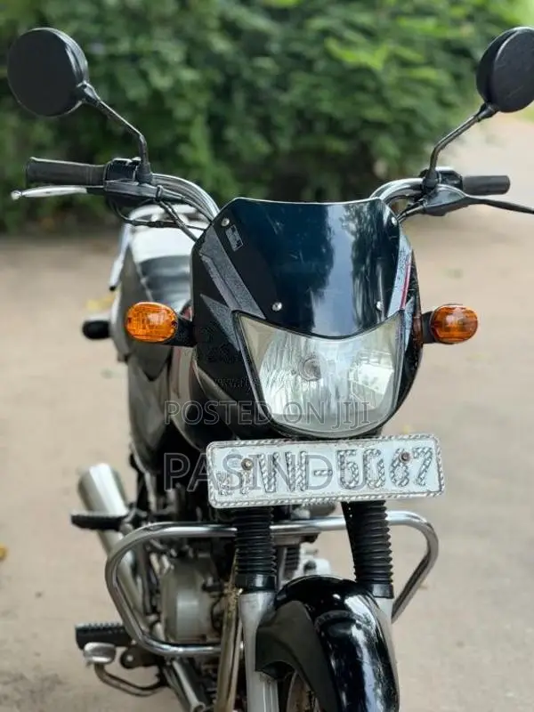 Bajaj CT-100 2010 Motorbike (Used)