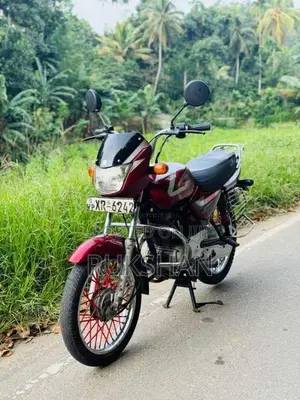 Bajaj CT-100 2012 Motorbike (Used)