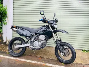 Suzuki SB Tracker 250cc 2006 Motorbike Unregistered (Recondition)