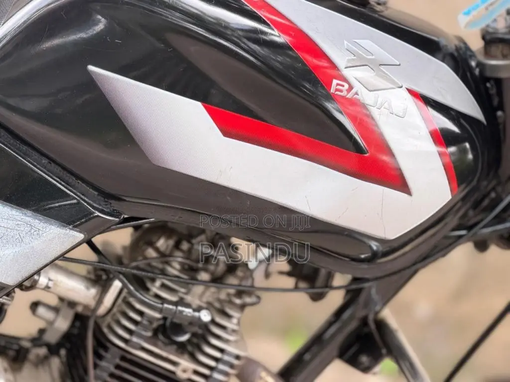 Bajaj CT-100 2010 Motorbike (Used)