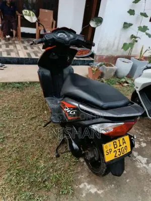 Honda Dio 2019 Motorbike (Used)
