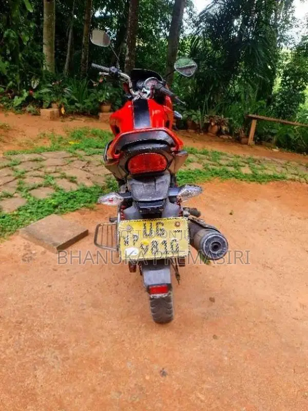 Hero-Honda Hunk 2008 Motorbike (Used)