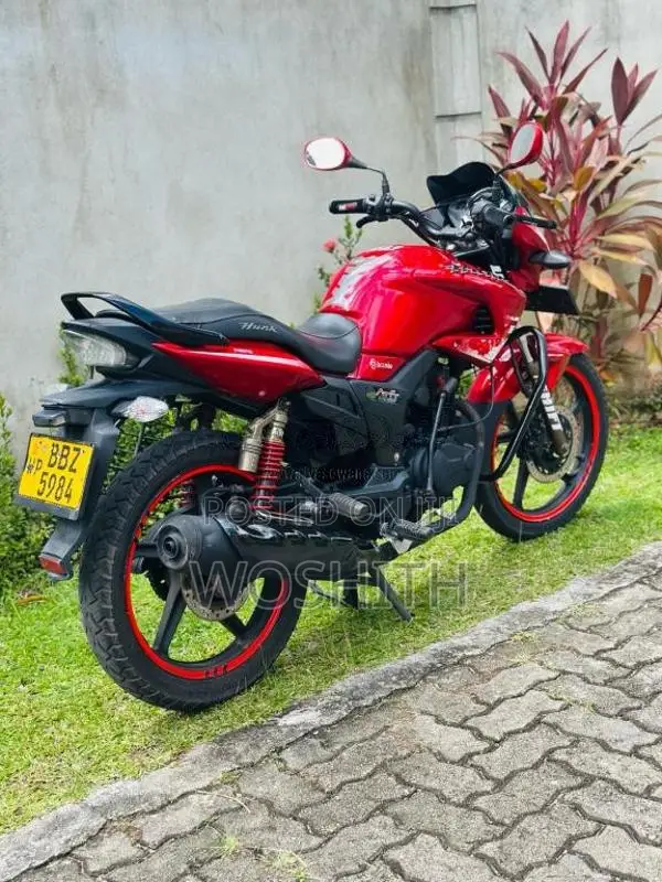 Hero-Honda Hunk 2015 Motorbike (Used)