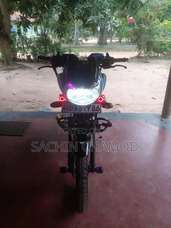 Bajaj Discover 2014 Motorbike (Used)