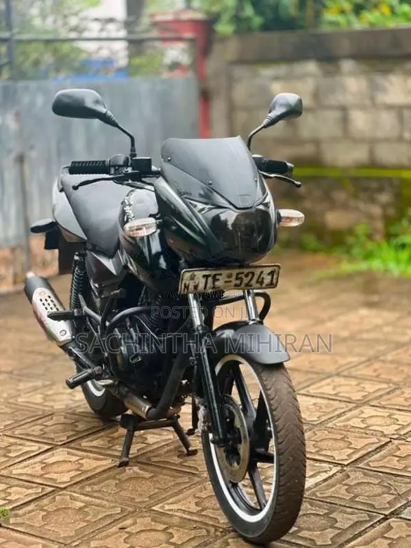 Bajaj Pulsar 2006 Motorbike (Used)