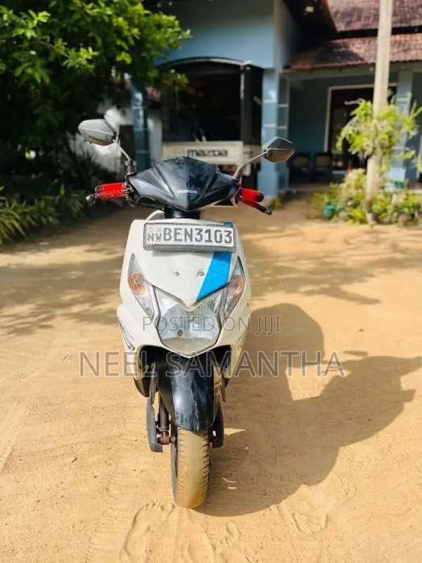 Honda Dio 2016 Motorbike (Used)