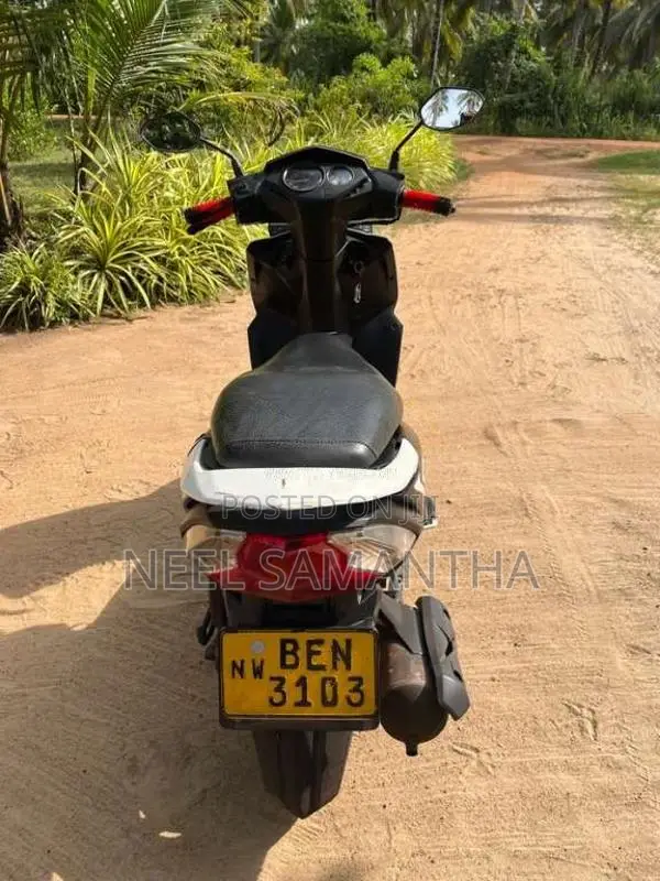 Honda Dio 2016 Motorbike (Used)