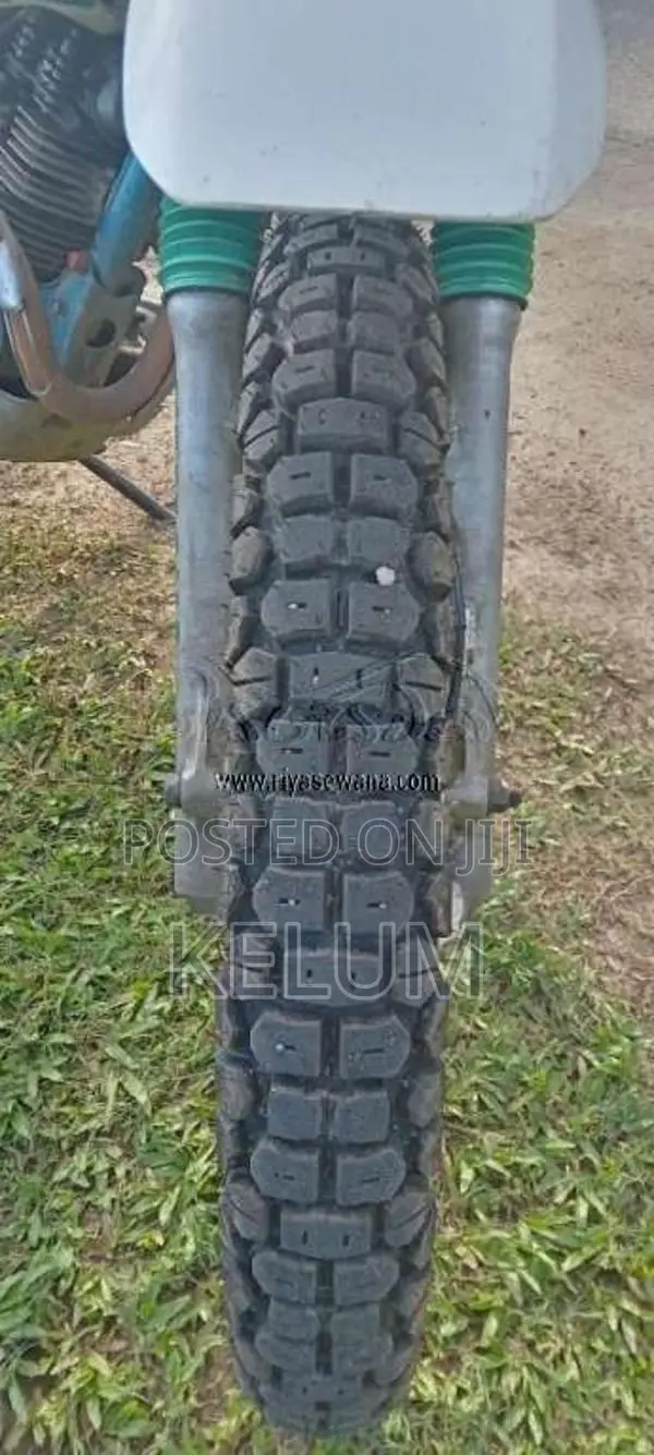 Yamaha Serow225 2003 Motorbike (Used)