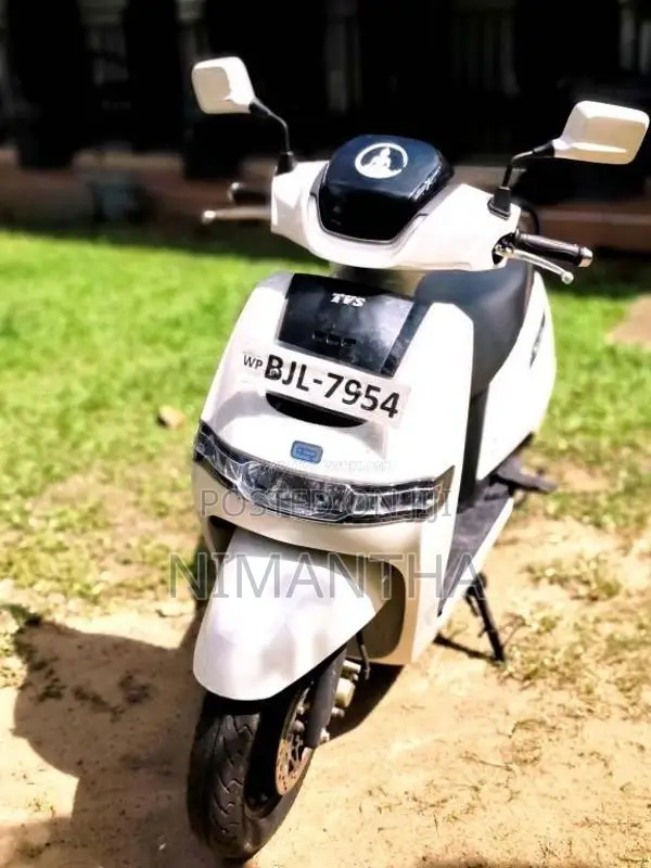 TVS IQube Electric 2025 Motorbike (Used)