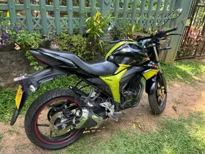 Suzuki Gixxer 2016 Motorbike (Used)
