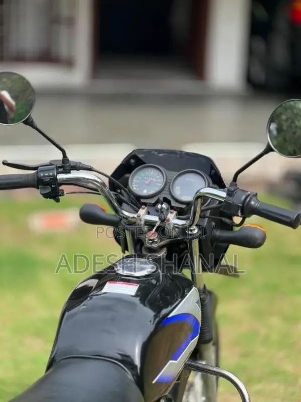 Bajaj CT-100 2010 Motorbike (Used)