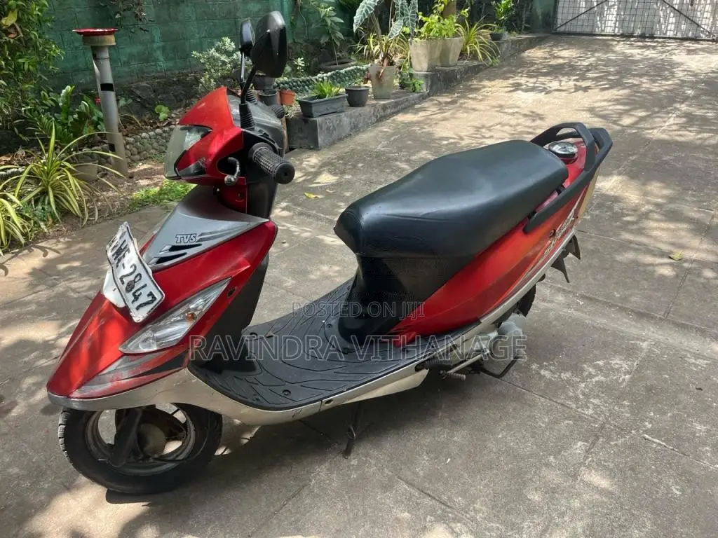 TVS Scooty Streak 2011 Motorbike (Used)