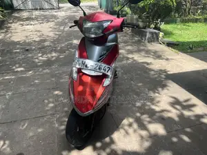 TVS Scooty Streak 2011 Motorbike (Used)
