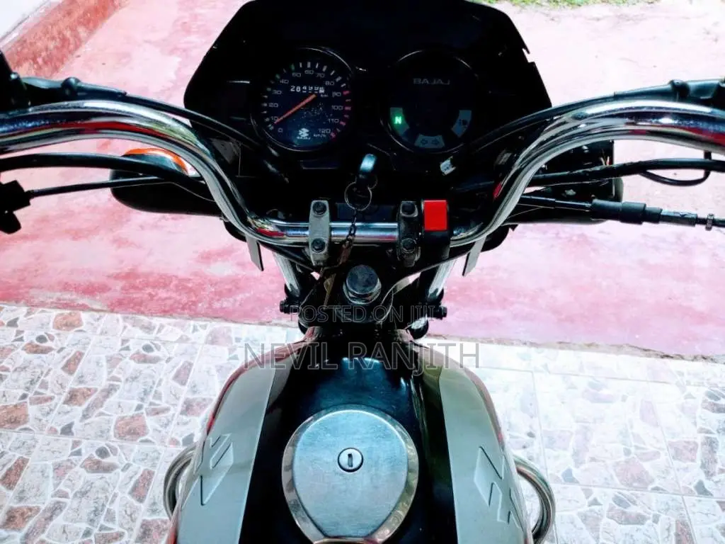 Bajaj CT-100 2014 Motorbike (Used)