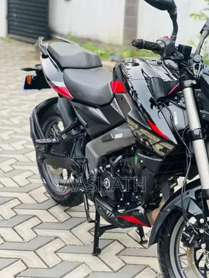 Bajaj Pulsar NS200 2025 Motorbike (Used)