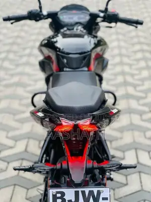 Bajaj Pulsar NS200 2025 Motorbike (Used)