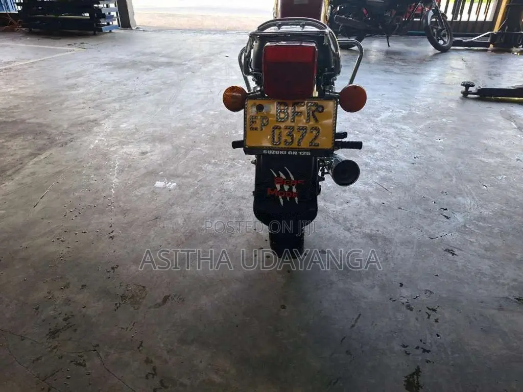Suzuki GN125 2017 Motorbike (Used)