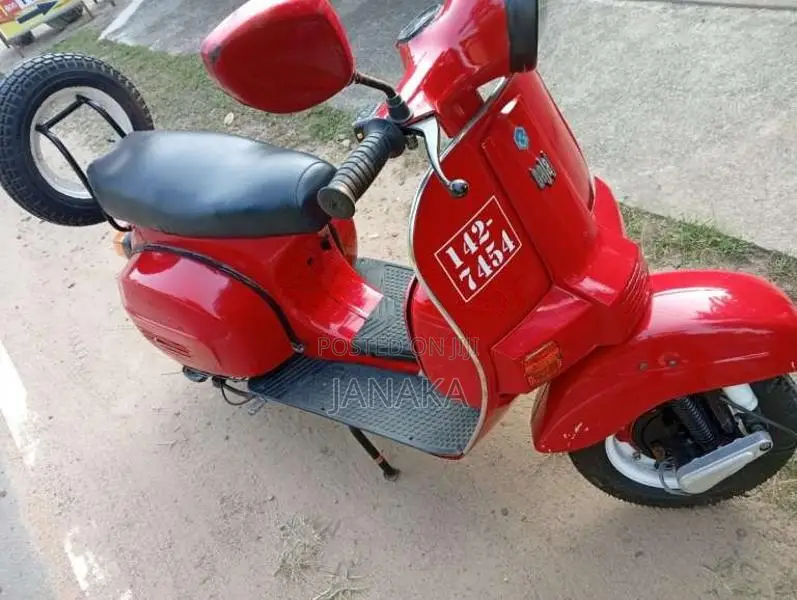 Bajaj Classic 1996 Motorbike (Used)