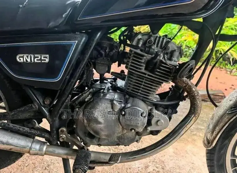 Suzuki GN125 2002 Motorbike (Used)