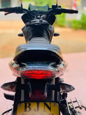 Bajaj Discover 2025 Motorbike (Used)