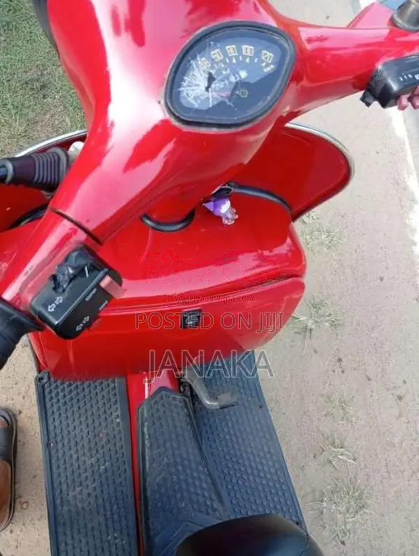 Bajaj Classic 1996 Motorbike (Used)