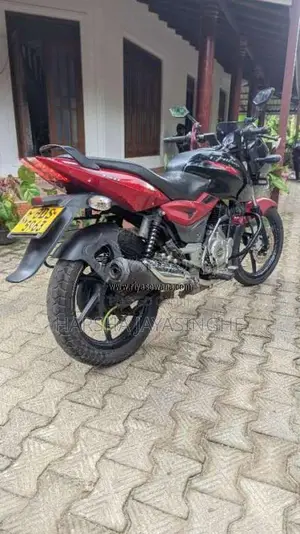 Bajaj Pulsar 150 2016 Motorbike (Used)