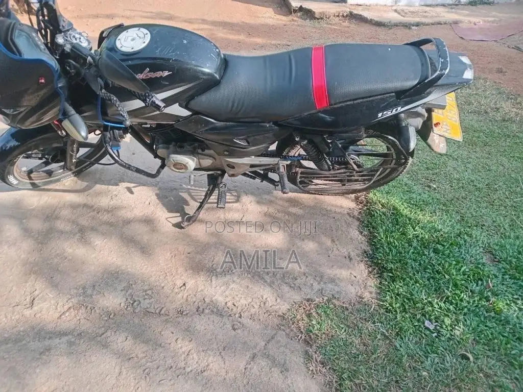 Bajaj Pulsar 150 2013 Motorbike (Used)