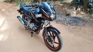 Bajaj Pulsar 2017 Motorbike (Used)