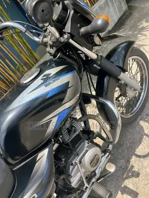 Bajaj CT-100 2016 Motorbike (Used)