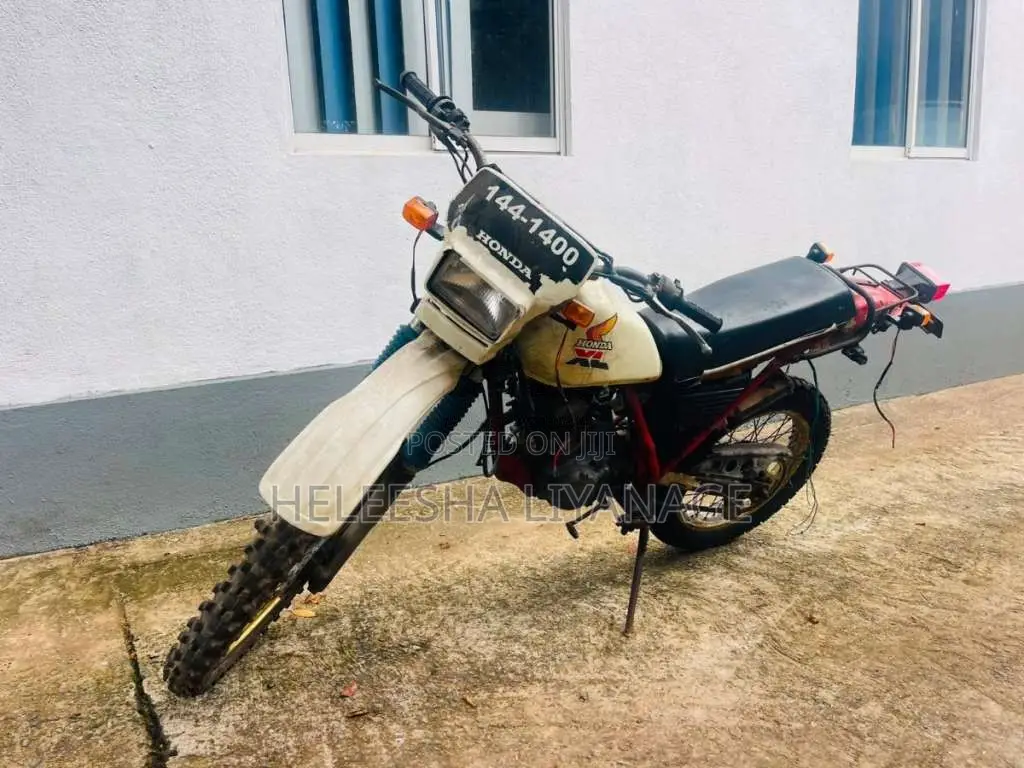 Honda Xlr 1990 Motorbike (Used)