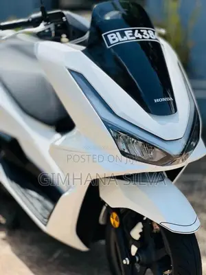 Honda Pcx 2025 Motorbike (Used)