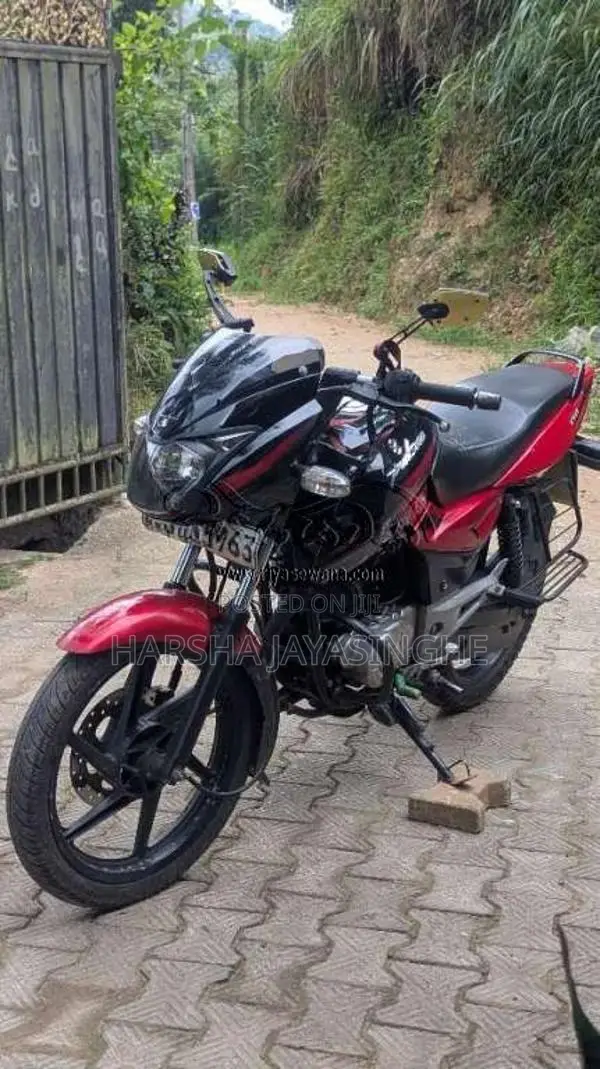 Bajaj Pulsar 150 2016 Motorbike (Used)